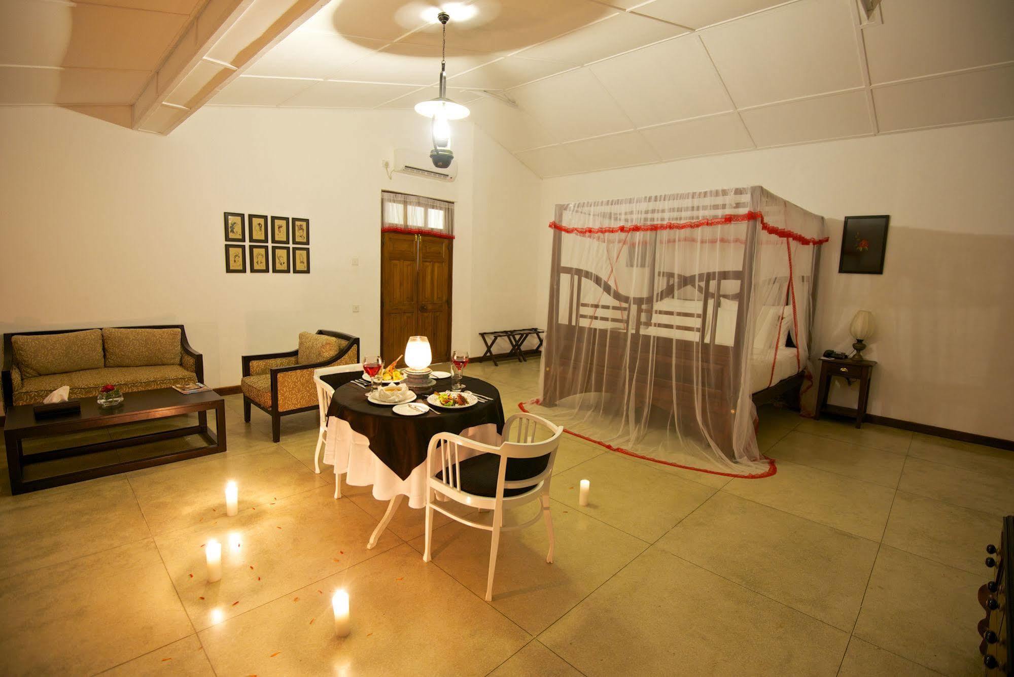 Mountbatten Bungalow- Thema Collection Kandy Eksteriør bilde